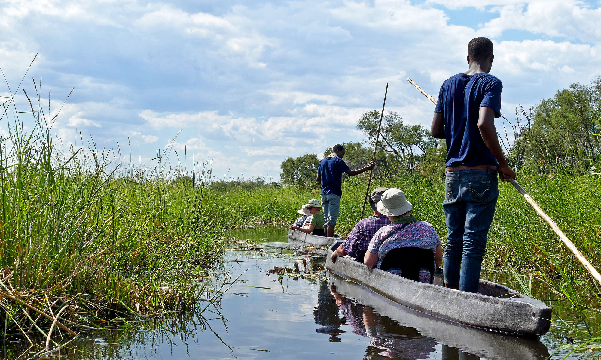 Im Mokoro auf Pirsch, Okavangodelta Im Mokoro auf Pirsch, Okavangodelta