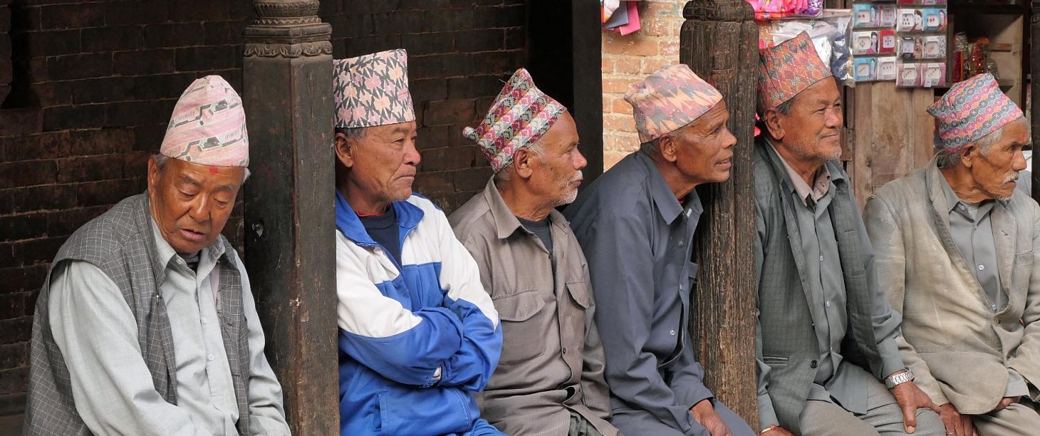 Männerrunde in Bhaktapur