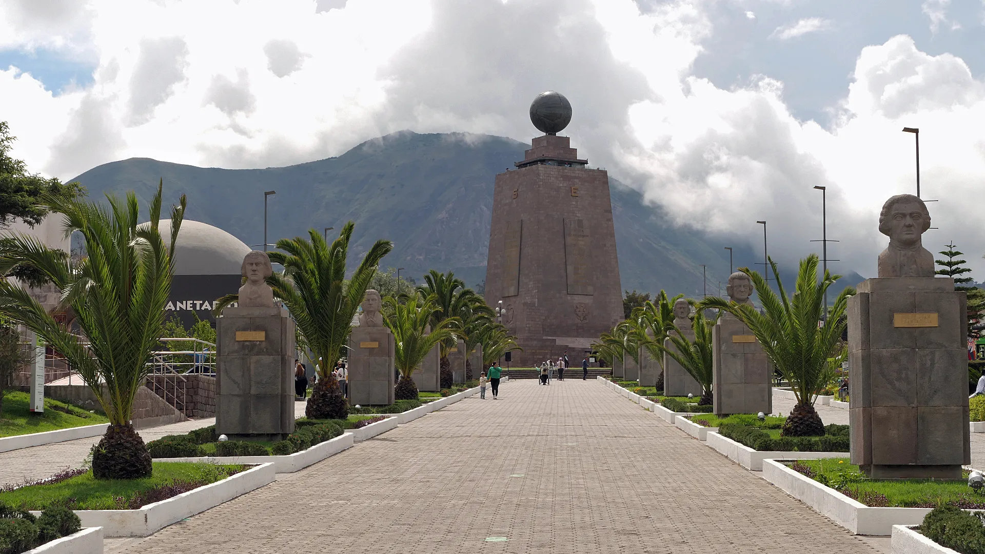 Äquatorlinie bei Mitad del Mundo